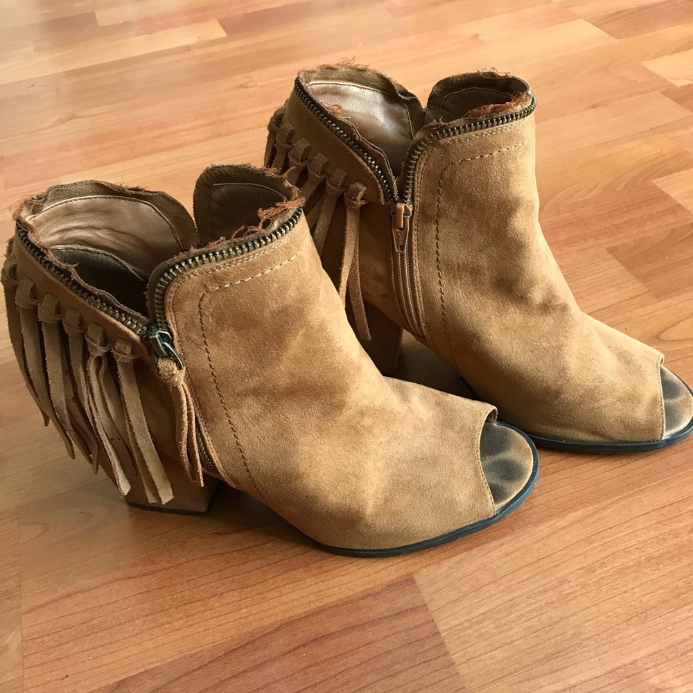 DV Caramel Peep-Toe Booties